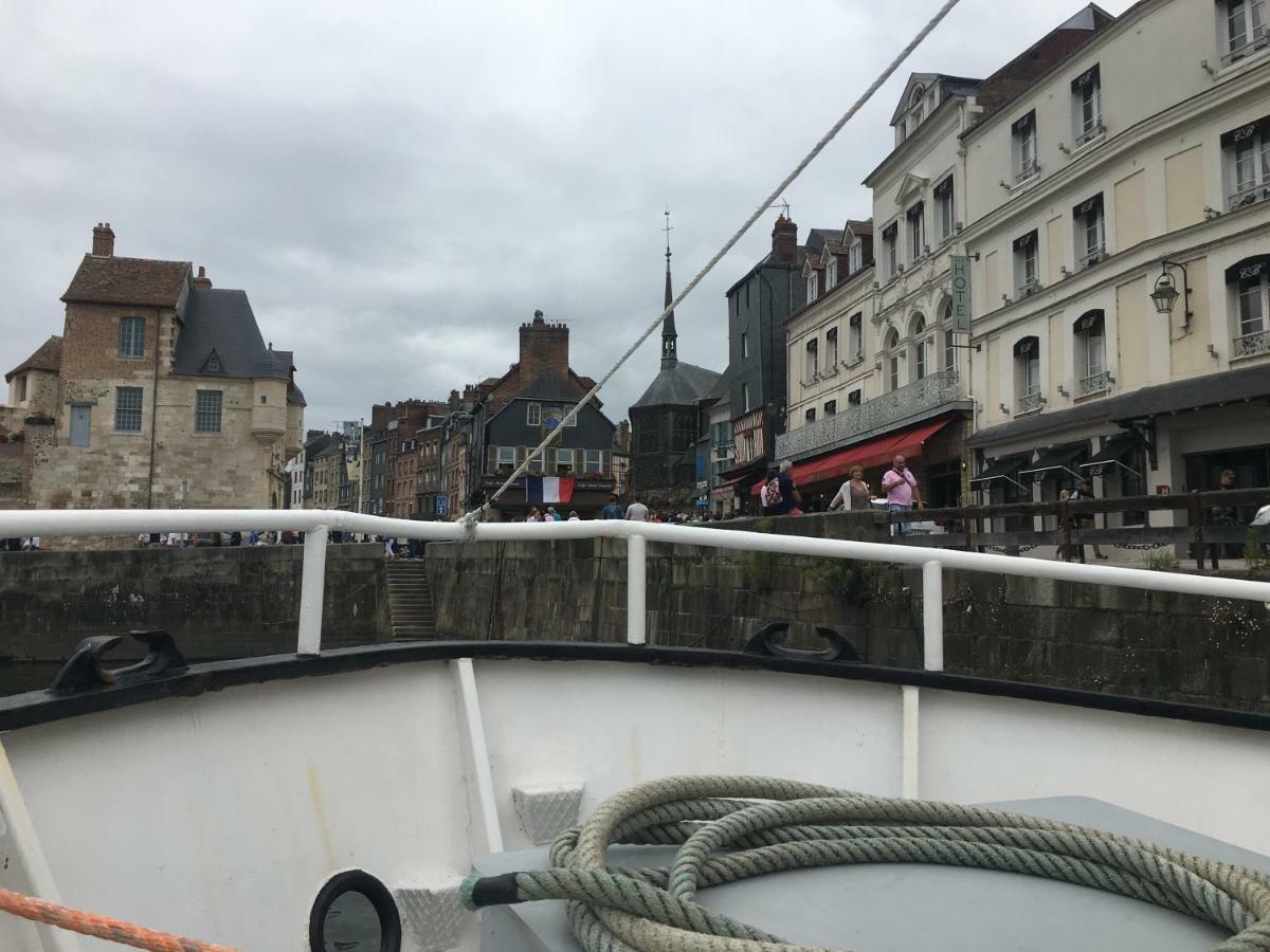 Apartmán La Parenthese Du Capucin Honfleur Exteriér fotografie