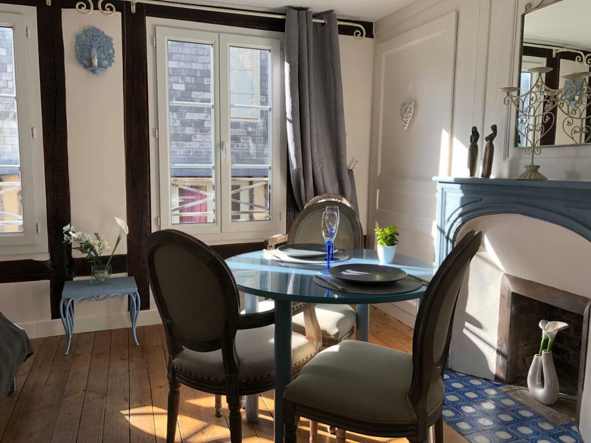 Apartmán La Parenthese Du Capucin Honfleur Exteriér fotografie