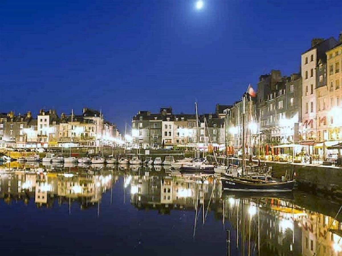 Apartmán La Parenthese Du Capucin Honfleur Exteriér fotografie